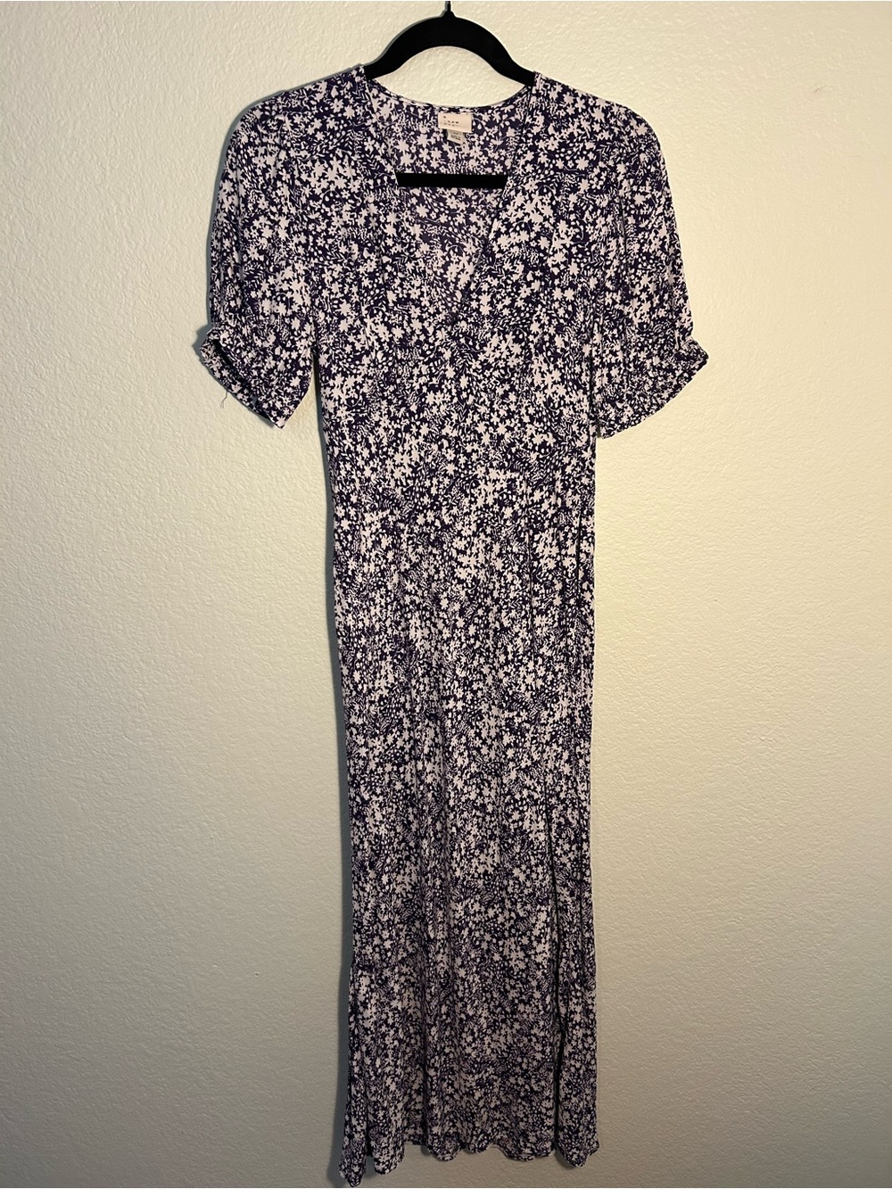A New Day Navy Floral V-Neck Midi dress size XS